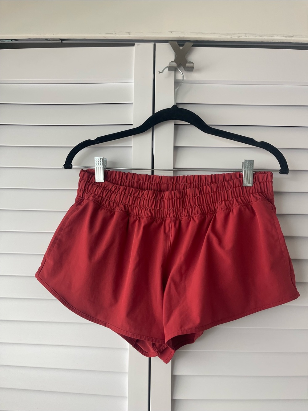 Aerie Red Women’s Elastic Waist Shorts